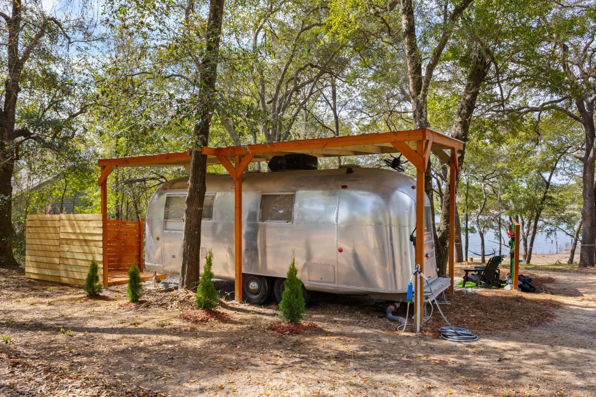 Serene Life Retreat Чипли Екстериор снимка