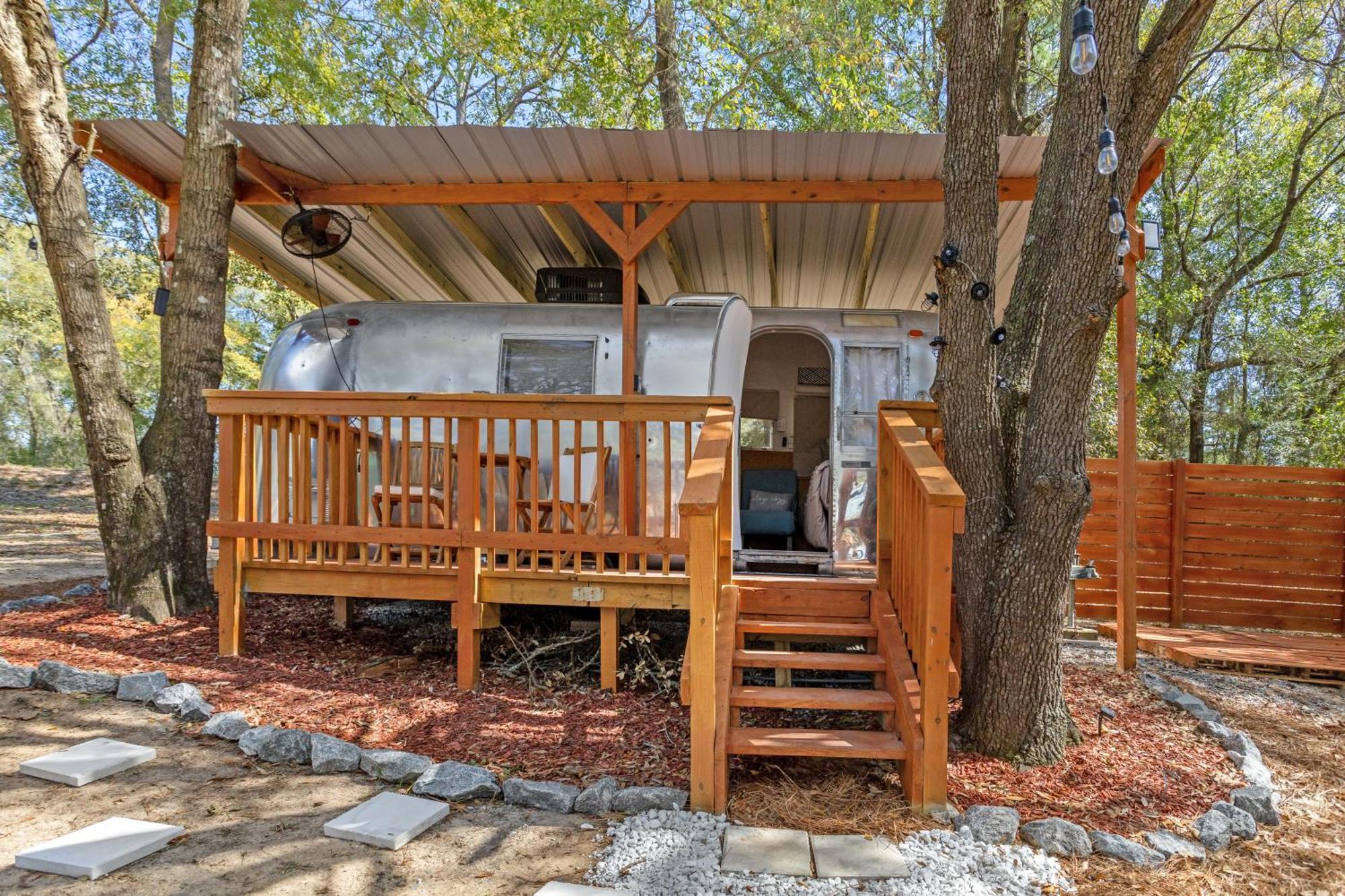 Serene Life Retreat Чипли Екстериор снимка